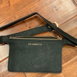 Belted Pirse (Fancy Fanny Pack)